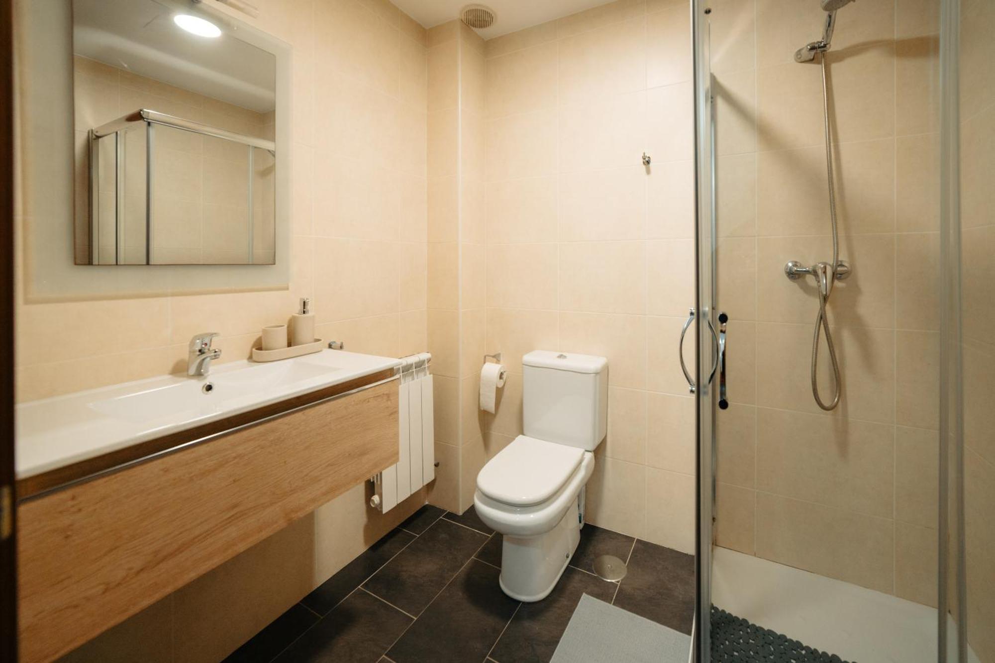 Moderno Apartamento En El Camino De Fisterra نيغريرا المظهر الخارجي الصورة
